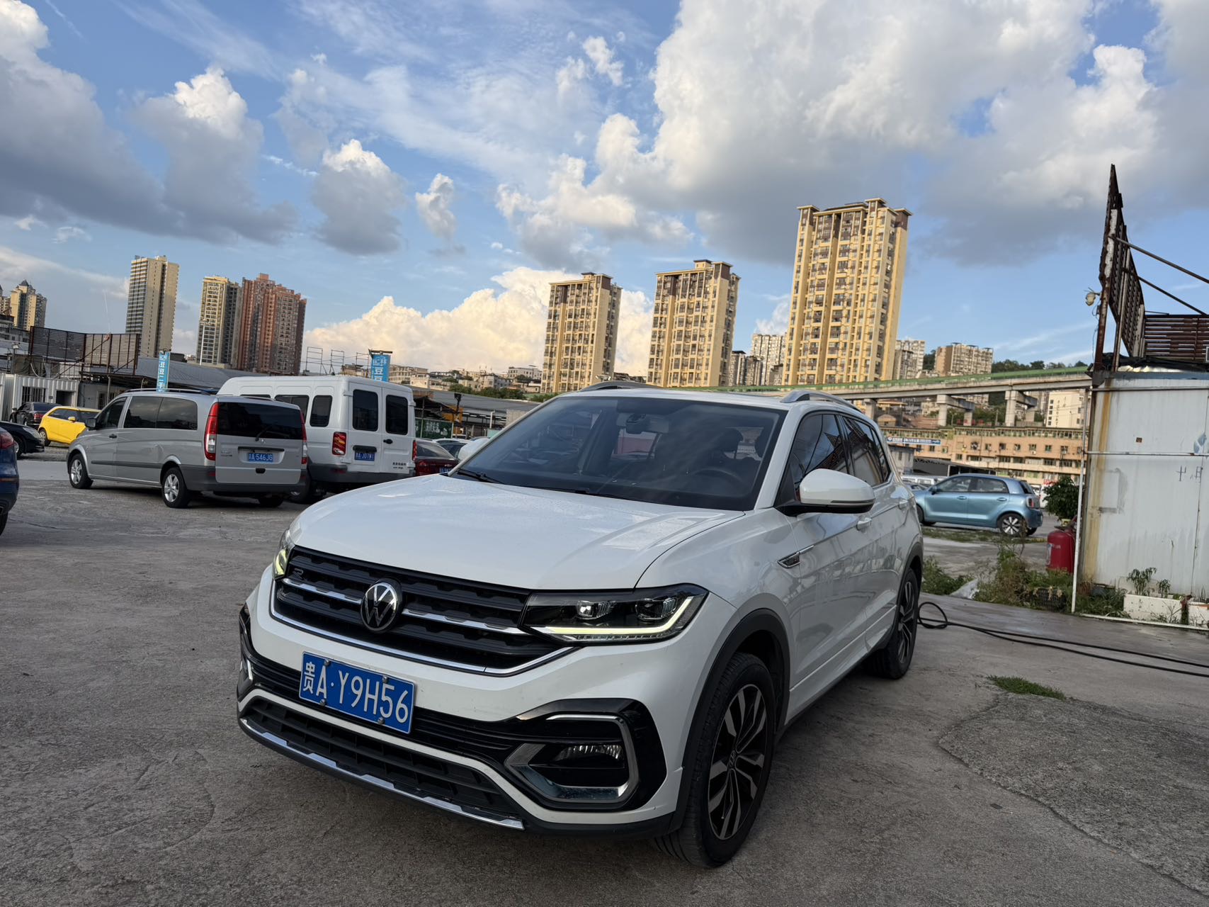 Volkswagen Tacqua 2021 car image 