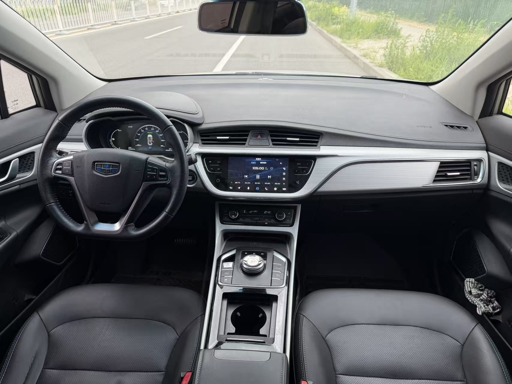 GEELY Emgrand GSe 2019 #3 GEELY Emgrand GSe 2019 car image #3