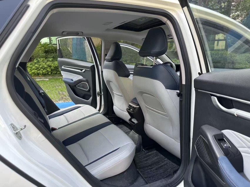 GEELY Emgrand 2022 #6 GEELY Emgrand 2022 car image #6