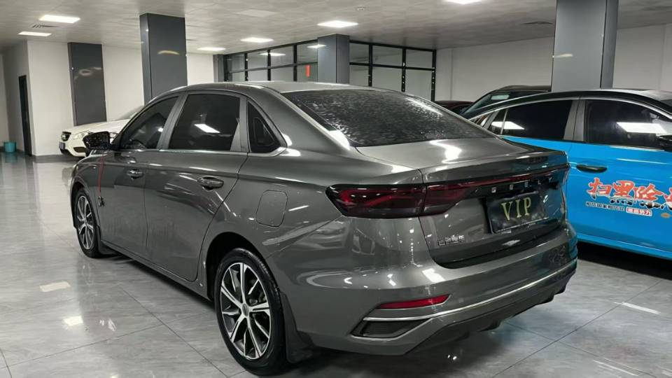 GEELY Emgrand 2021 car image #7