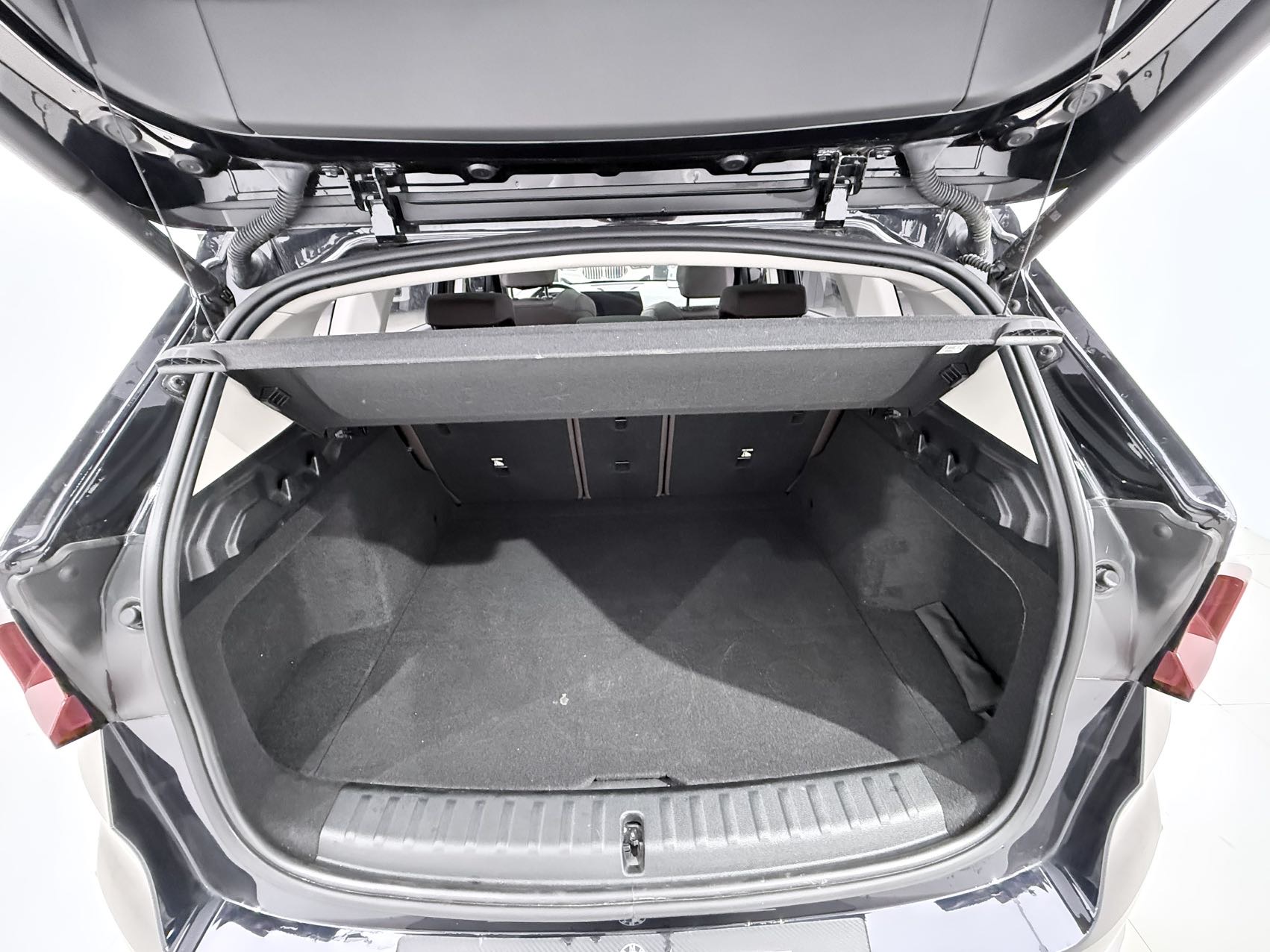 BMW X1 2024 car image #17