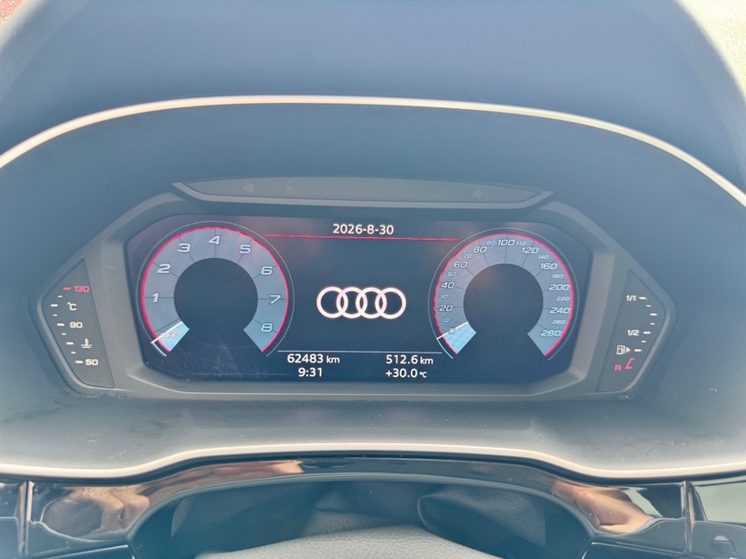 Audi Q3 2023 car image #7