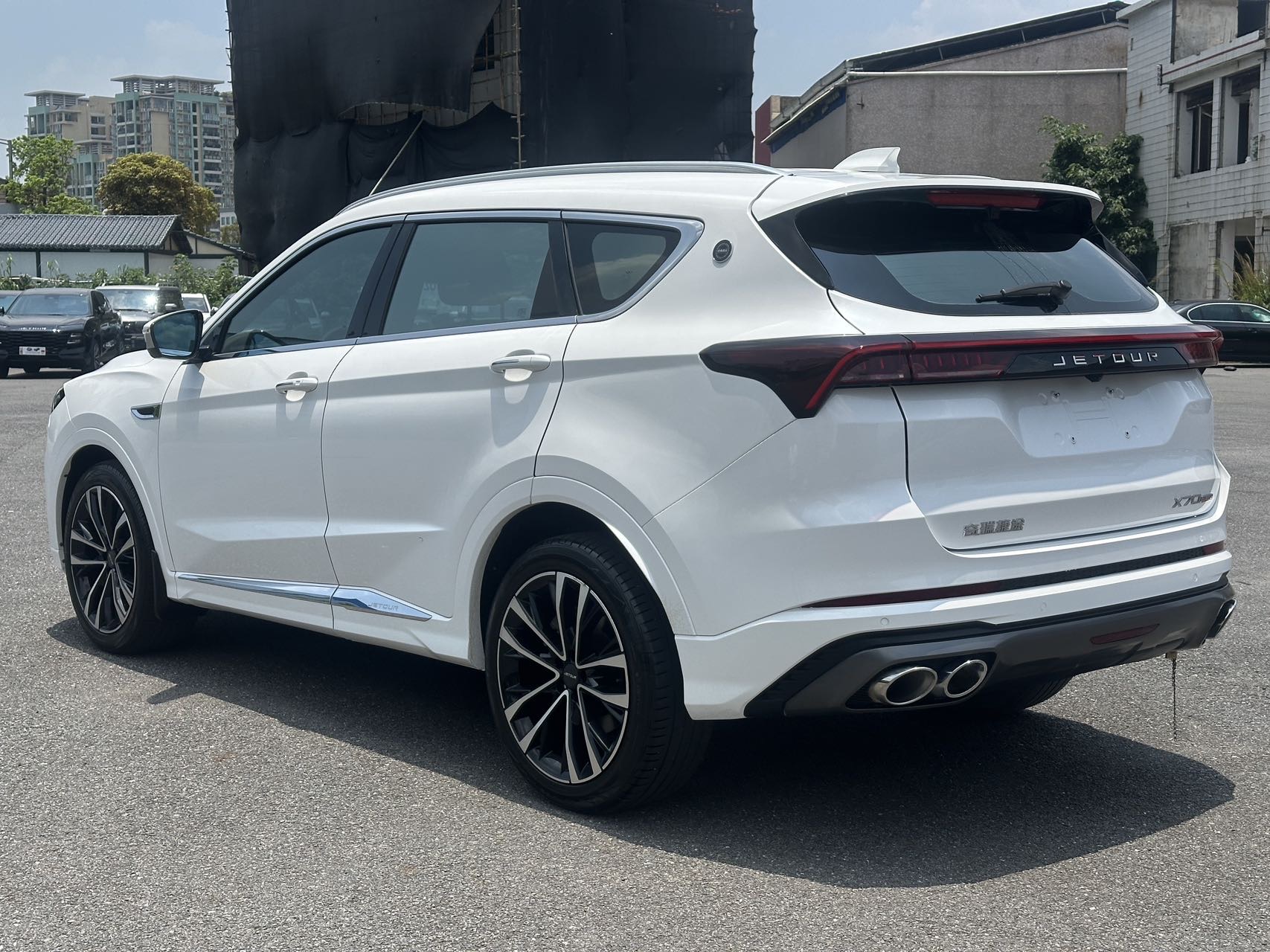 Jetour X70 PLUS 2023 #4 Jetour X70 PLUS 2023 car image #4