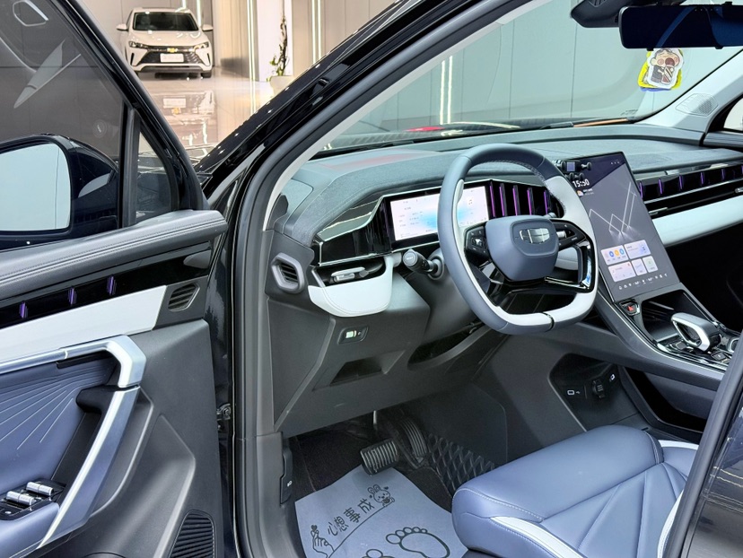 GEELY Boyue L 2024 car image #3