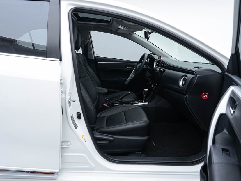 Toyota Corolla 2017 #4 Toyota Corolla 2017 car image #4