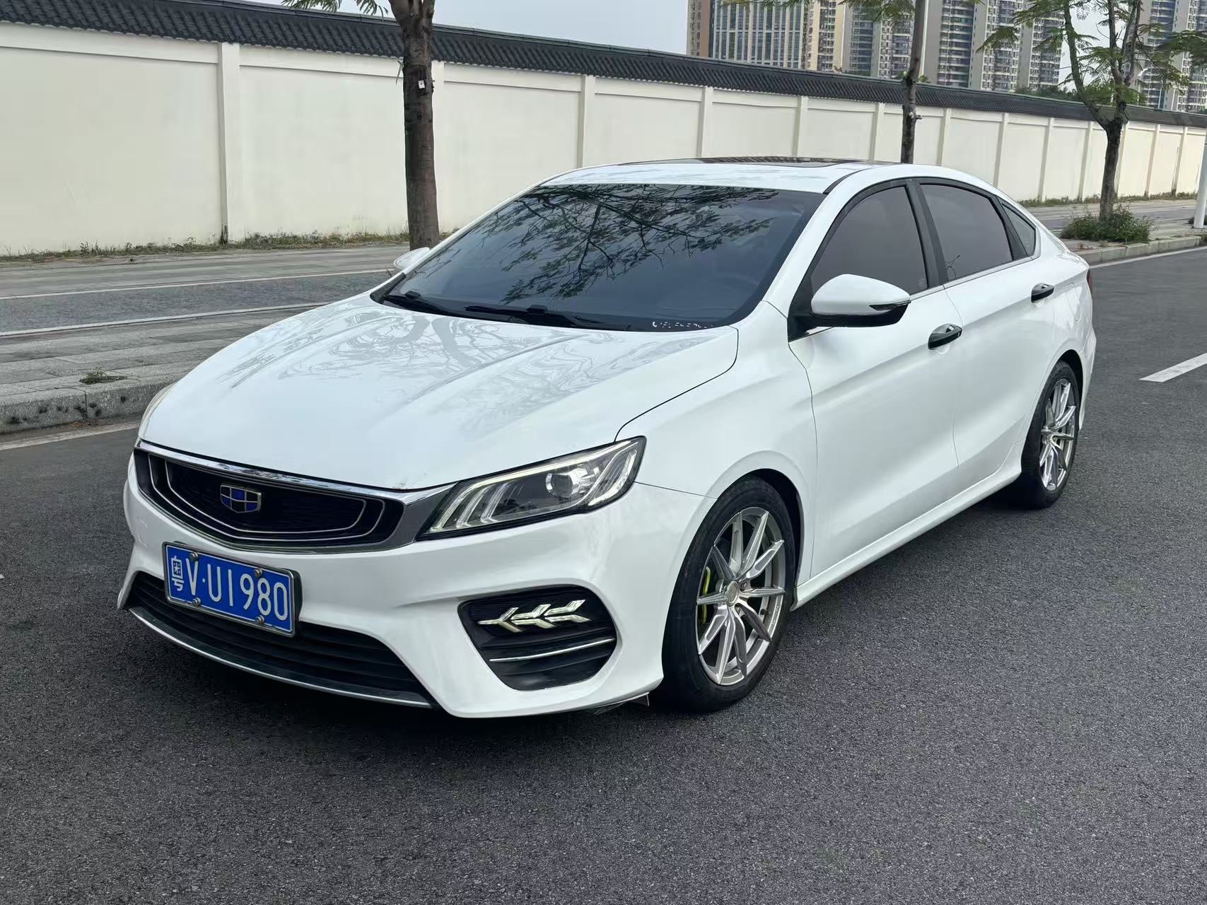 GEELY Binray 2019 GEELY Binray 2019 immagine di auto