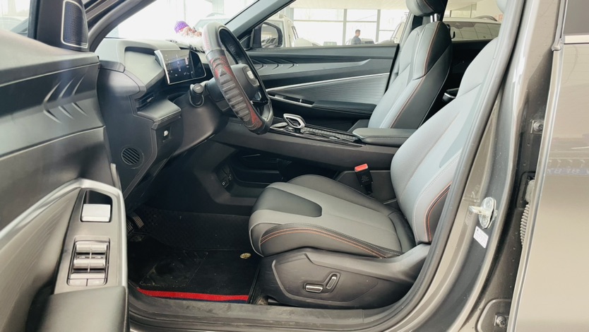 GEELY Boyue 2024 car image #4
