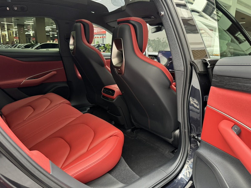 MI SU7 2025 car image #22