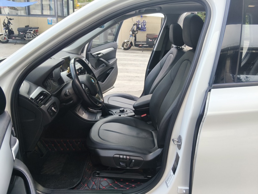 BMW X1 2016 #4 BMW X1 2016 car image #4