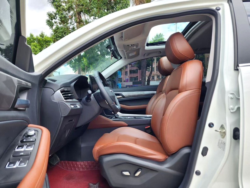 GEELY Vision X6 2024 car image #4