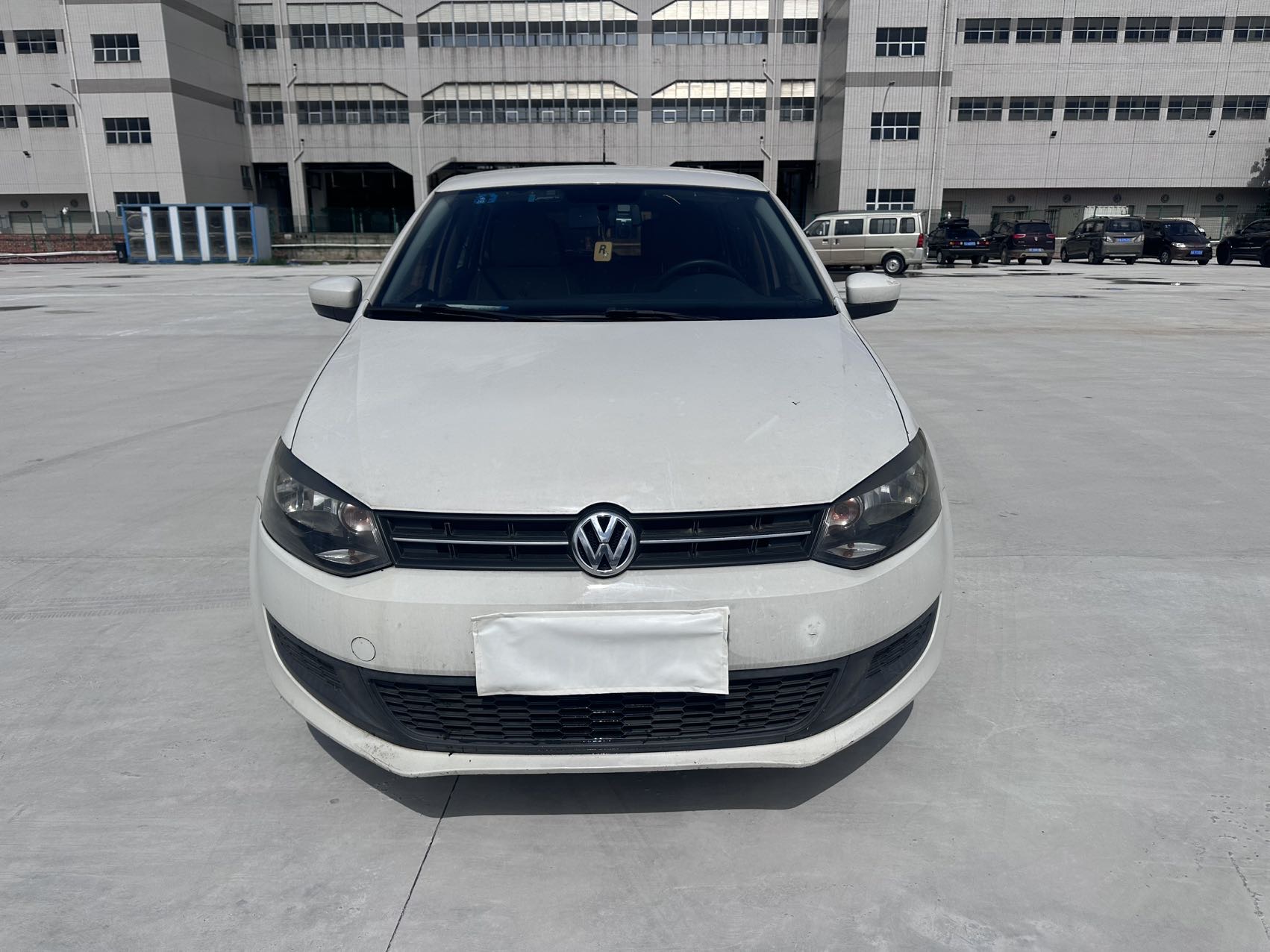 Volkswagen Polo 2014 car image #2