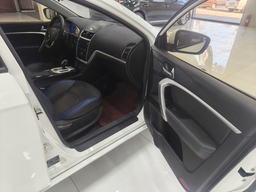 GEELY Emgrand New Energy 2018 #6 GEELY Emgrand New Energy 2018 car image #6