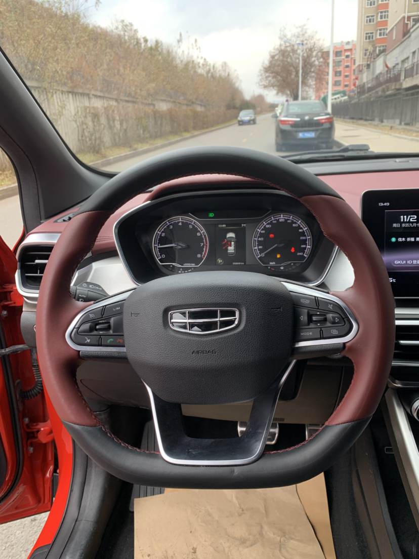 GEELY Coolray 2022 #14 GEELY Coolray 2022 car image #14