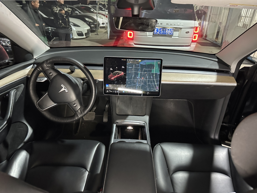 Tesla Model Y 2021 #9 Tesla Model Y 2021 car image #9