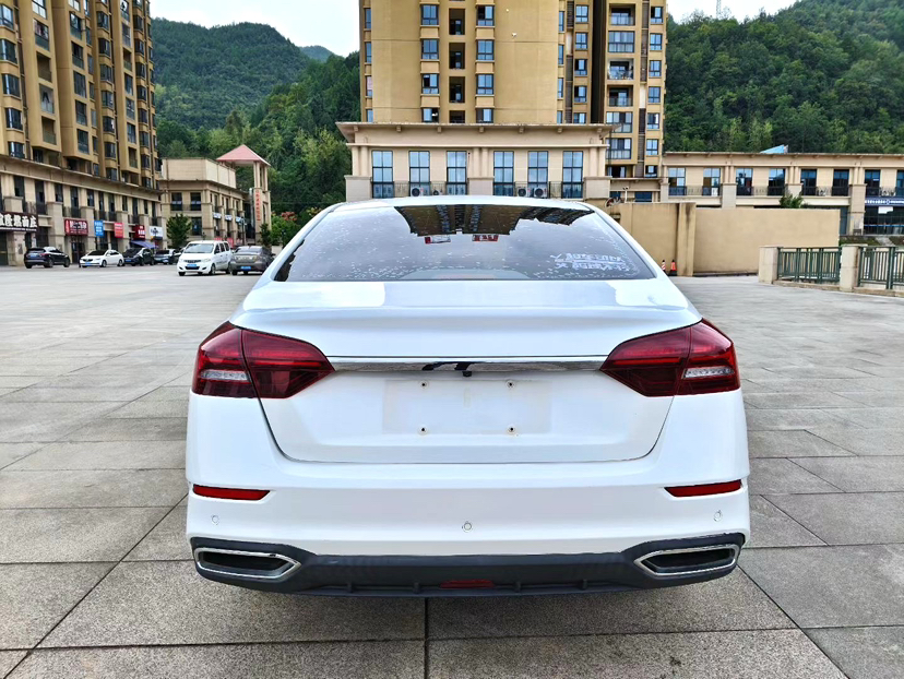 GEELY Emgrand 2021 #5 GEELY Emgrand 2021 car image #5