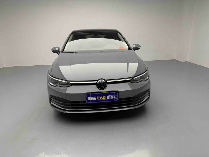 Volkswagen Golf 2024 car image #2