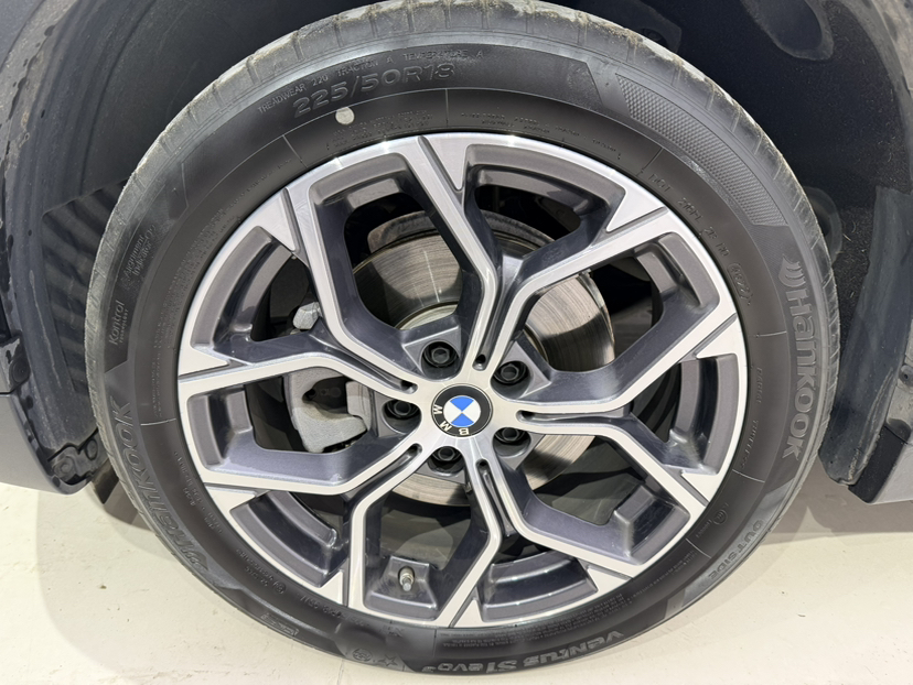 BMW X1 2023 car image #18