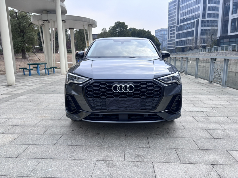 Audi Q3 Sportback 2022 #2 Audi Q3 Sportback 2022 car image #2