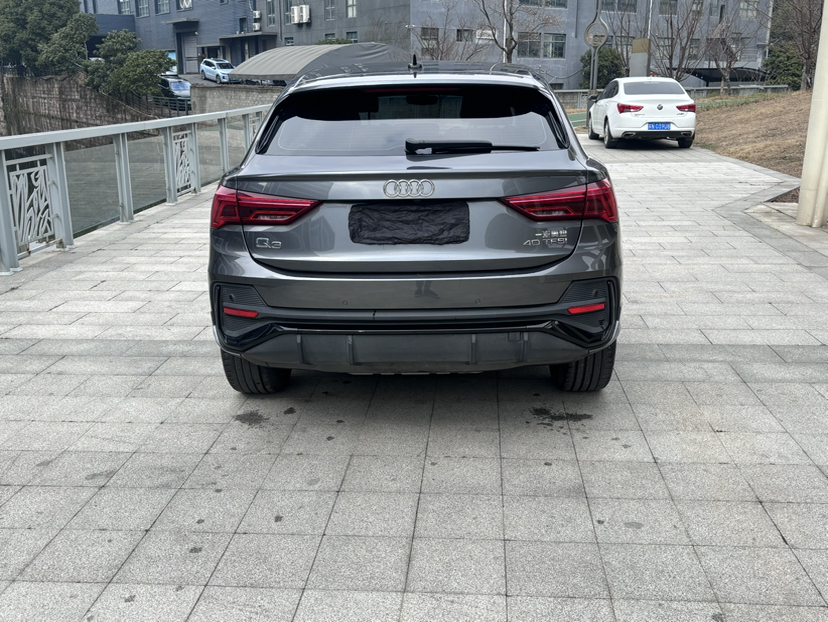 Audi Q3 Sportback 2022 #8 Audi Q3 Sportback 2022 car image #8