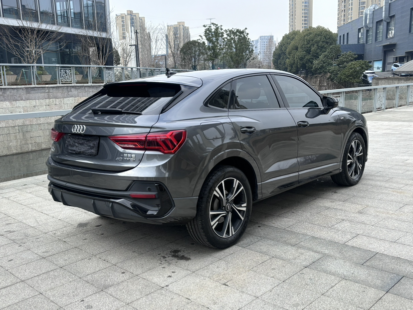 Audi Q3 Sportback 2022 #9 Audi Q3 Sportback 2022 car image #9