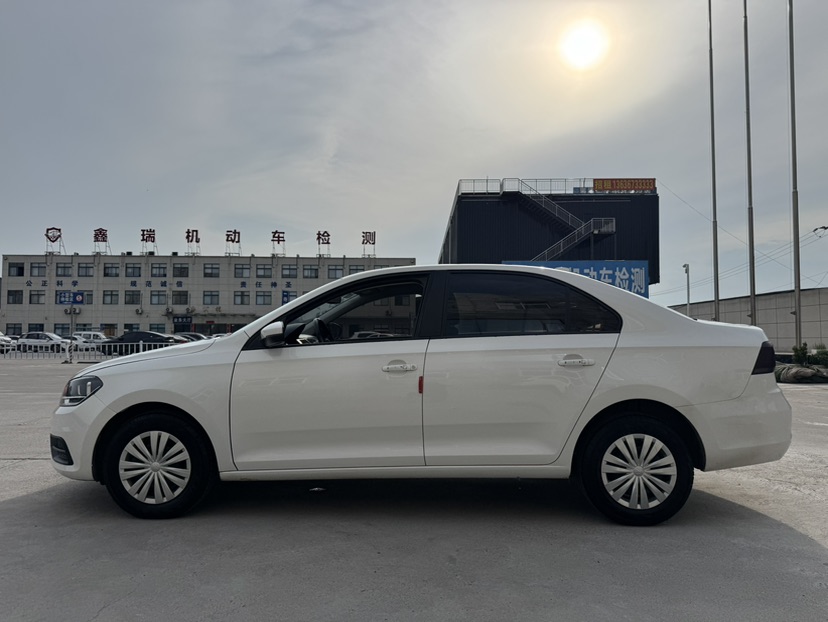 Volkswagen Santana 2019 #5 Volkswagen Santana 2019 car image #5