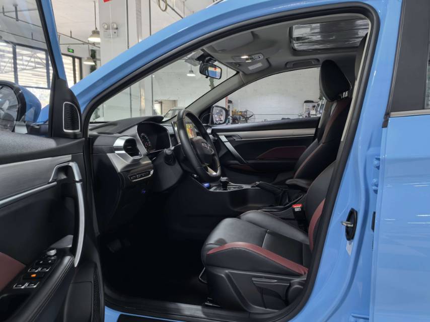 GEELY Coolray 2022 car image #7