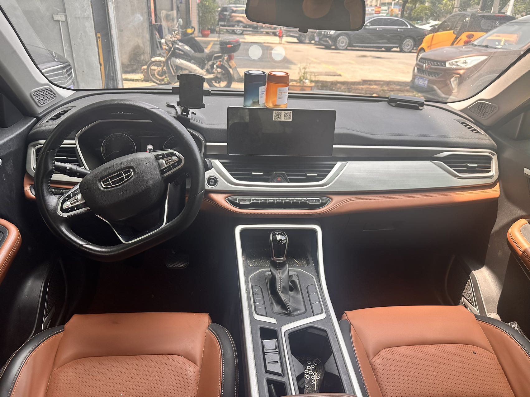 GEELY Vision X6 2020 car image #8