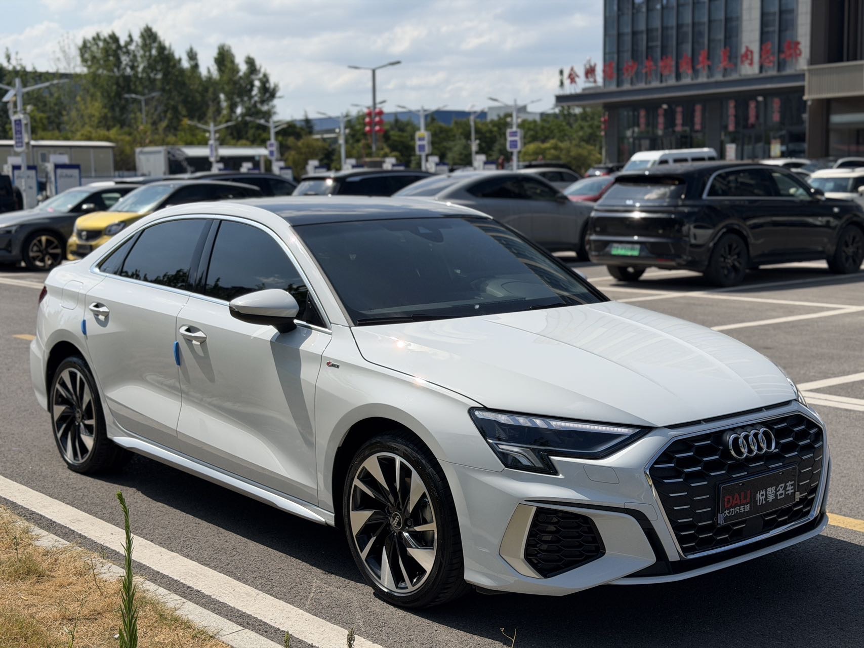 Audi A3 2024 immagine di auto #3