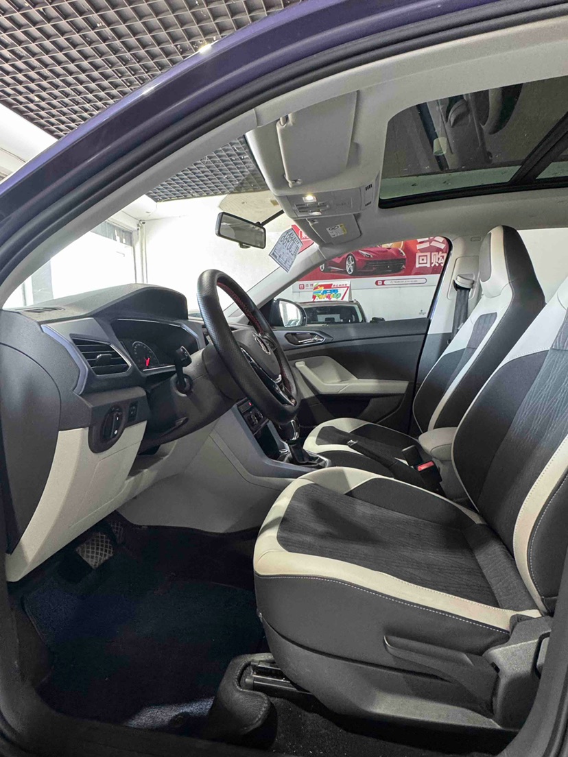 Volkswagen T-Cross 2021 imagem de carro #8