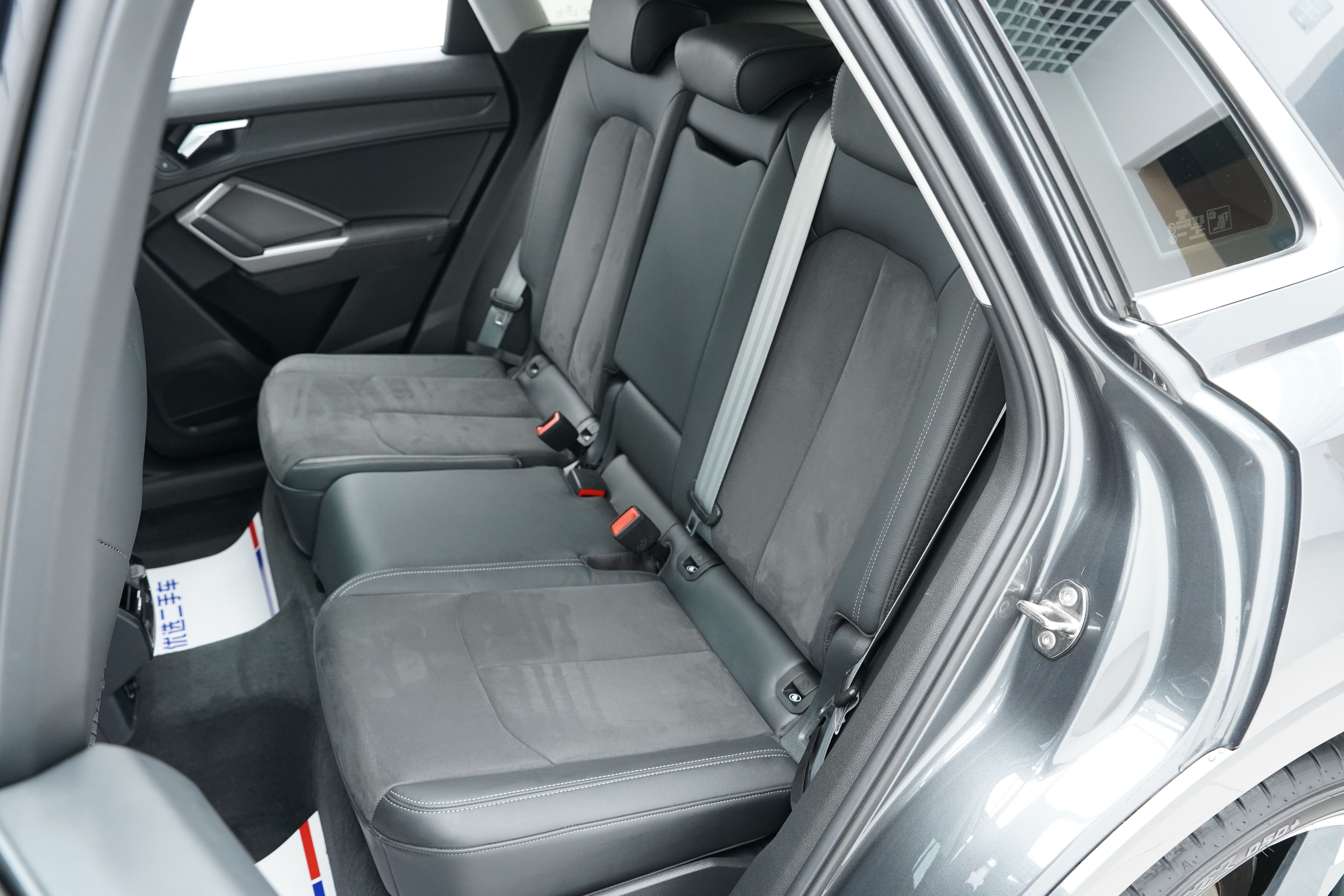 Audi Q3 2022 #3 Audi Q3 2022 car image #3