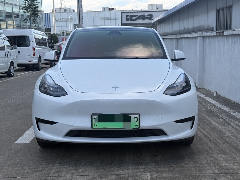 Tesla Model Y 2024 Tesla Model Y 2024 car image