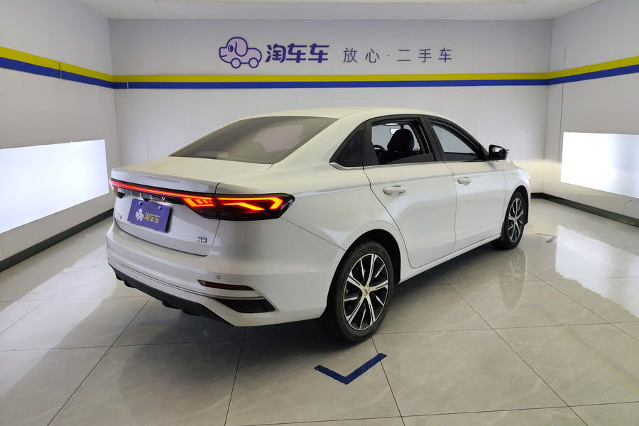 GEELY Emgrand 2022 #5 GEELY Emgrand 2022 car image #5