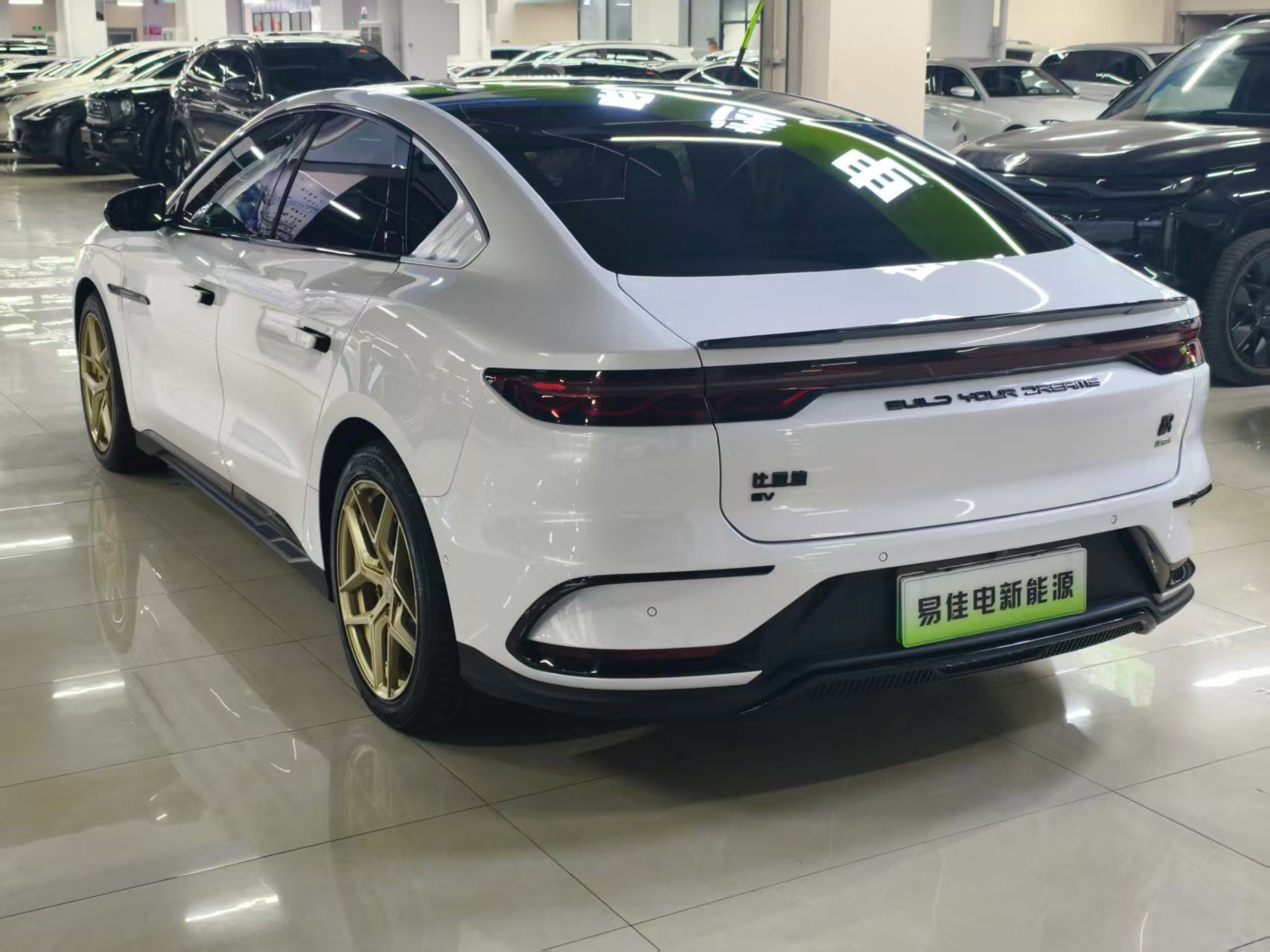 BYD Han 2023 #11 BYD Han 2023 car image #11