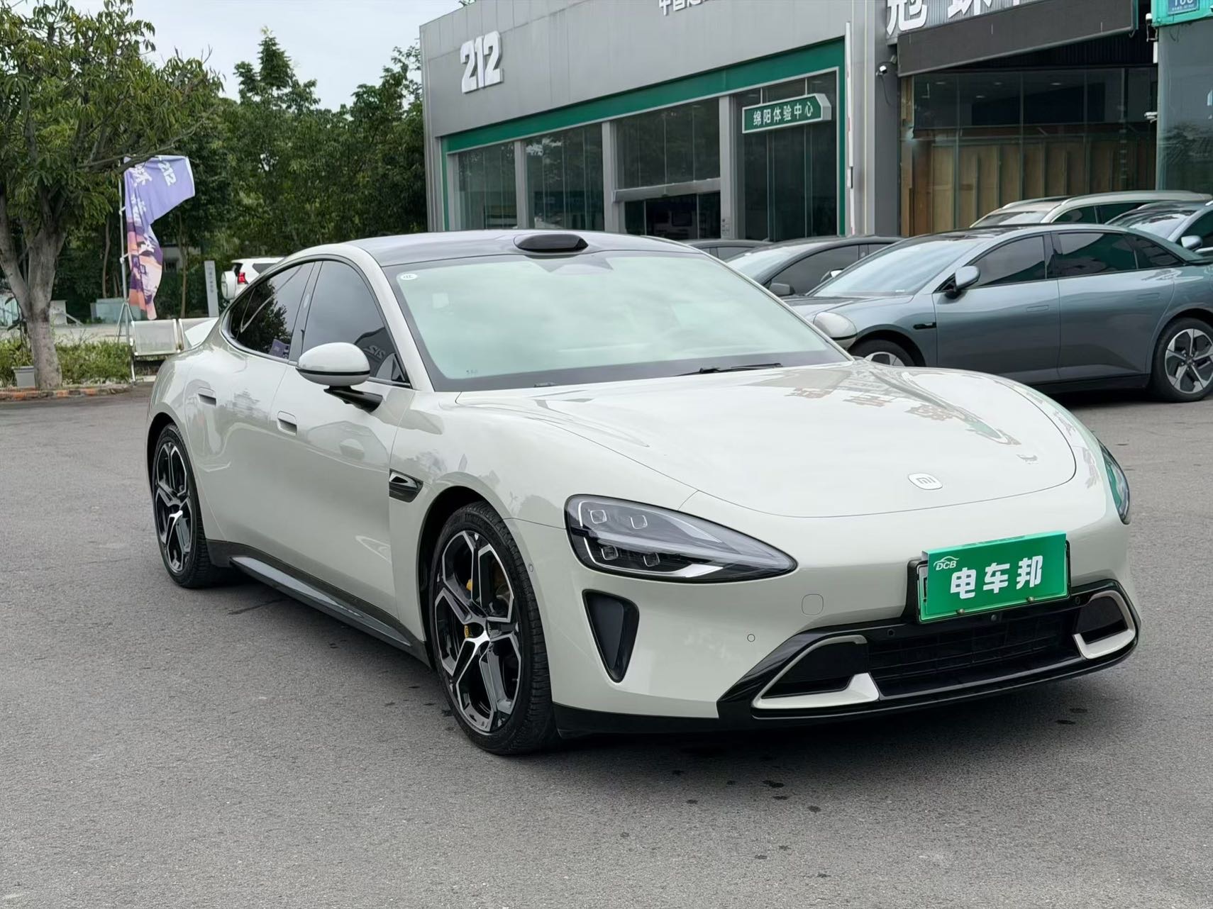 MI SU7 2024 car image #2
