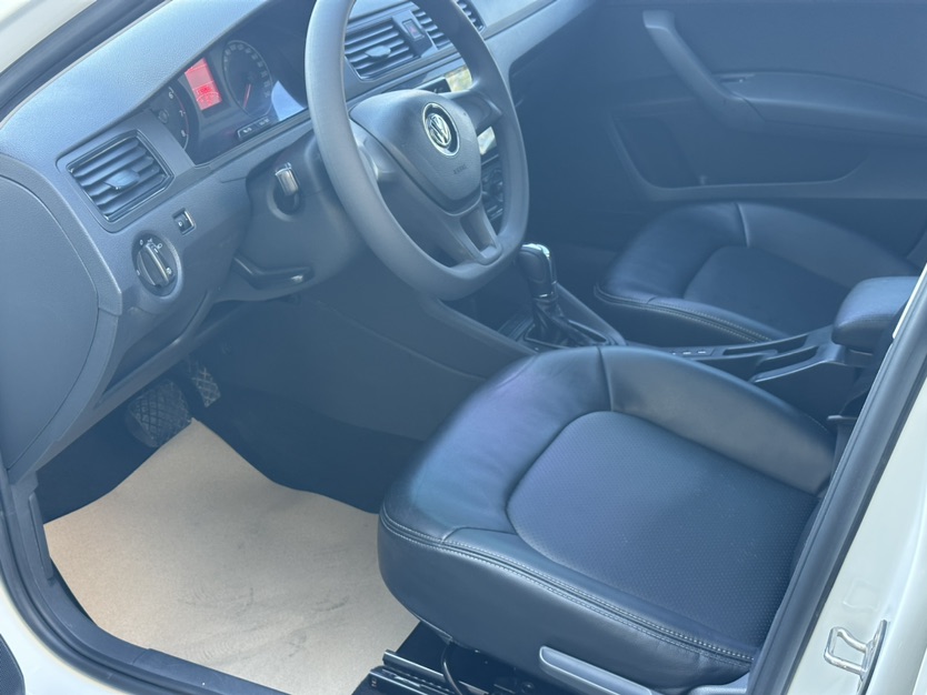 Volkswagen Santana 2019 car image #4