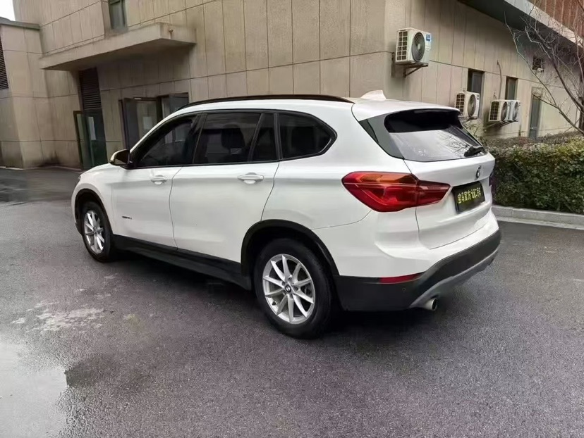 BMW X1 2018 #9 BMW X1 2018 car image #9