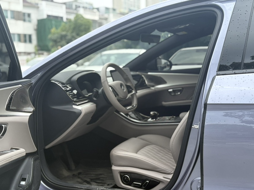 BYD Han 2024 car image #4