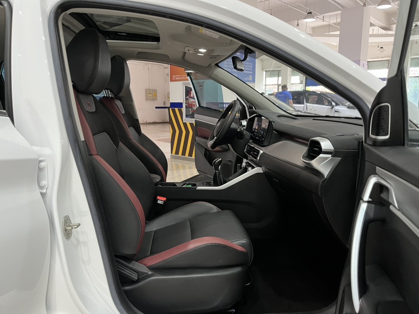 GEELY Coolray 2022 #8 GEELY Coolray 2022 car image #8