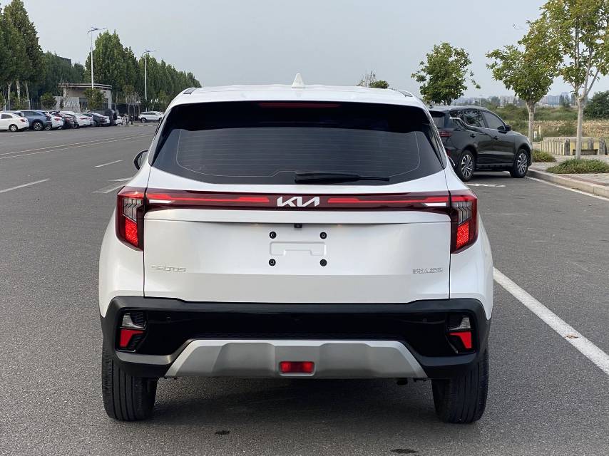 Kia Seltos 2023 #8 Kia Seltos 2023 car image #8