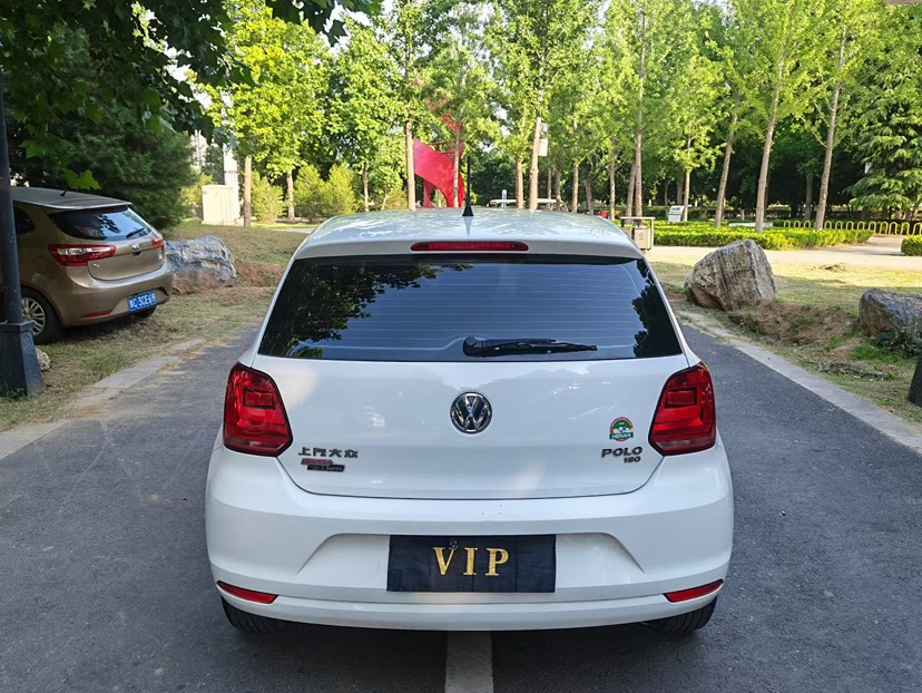 Volkswagen Polo 2019 car image #5