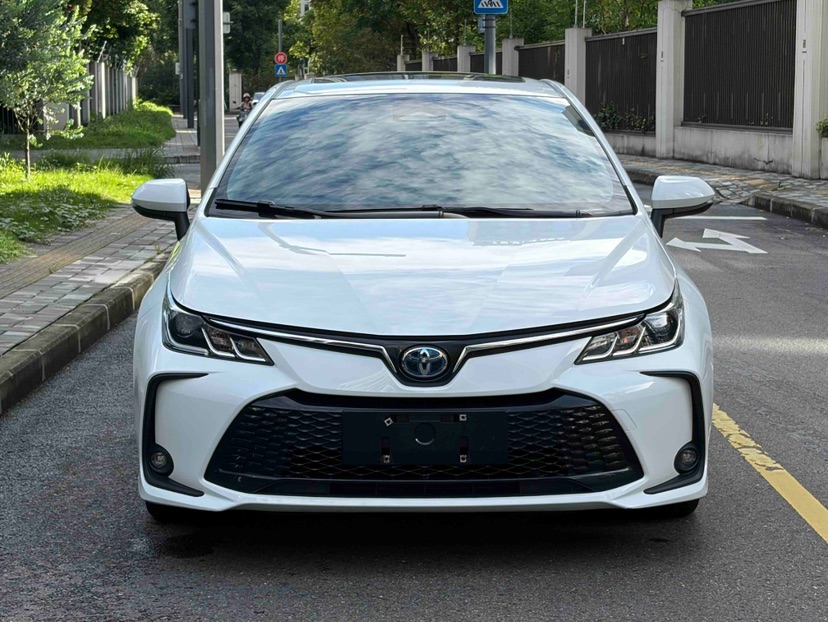 Toyota Corolla 2023 car image #2