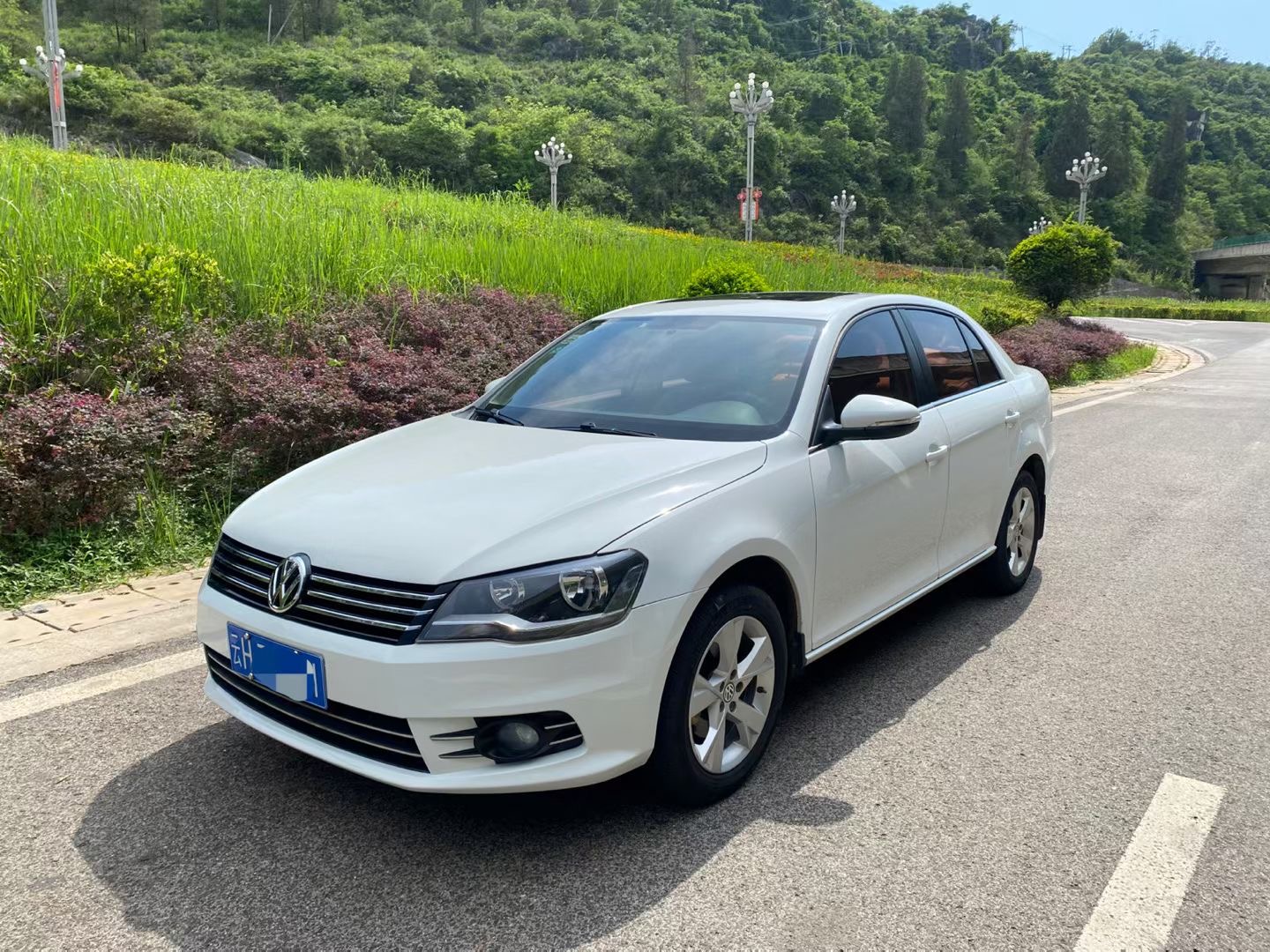 Volkswagen Bora 2015 Volkswagen Bora 2015 car image