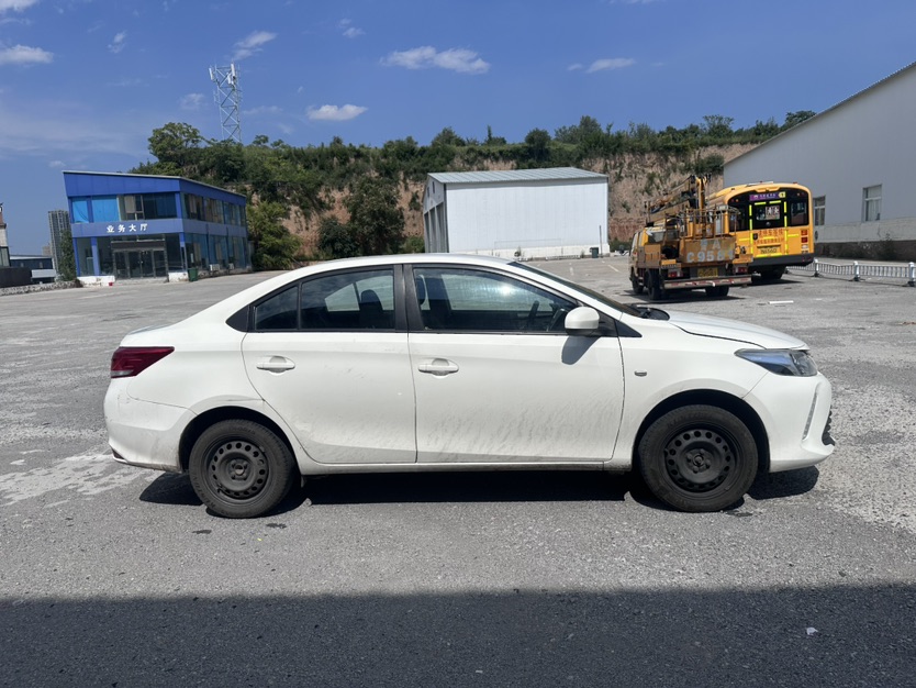 Toyota Vios 2017 #4 Toyota Vios 2017 car image #4