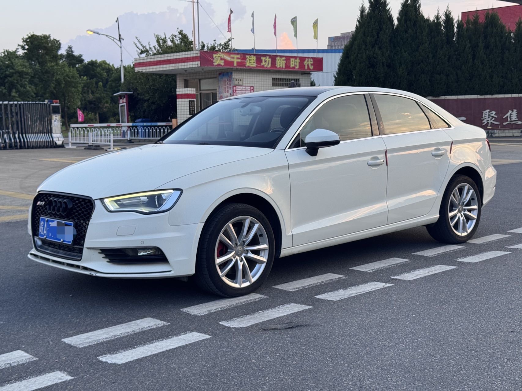 Audi A3 2015 Audi A3 2015 car image