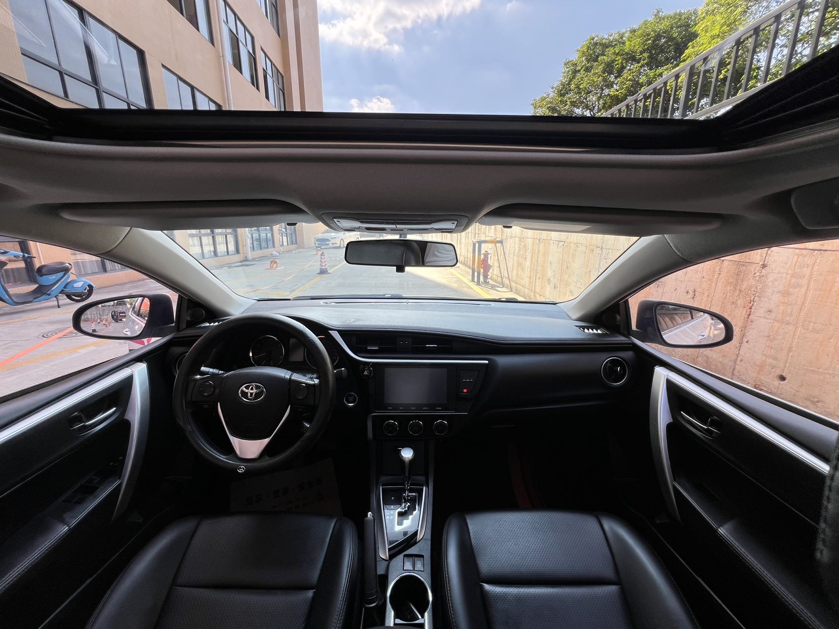 Toyota Corolla 2018 #6 Toyota Corolla 2018 car image #6