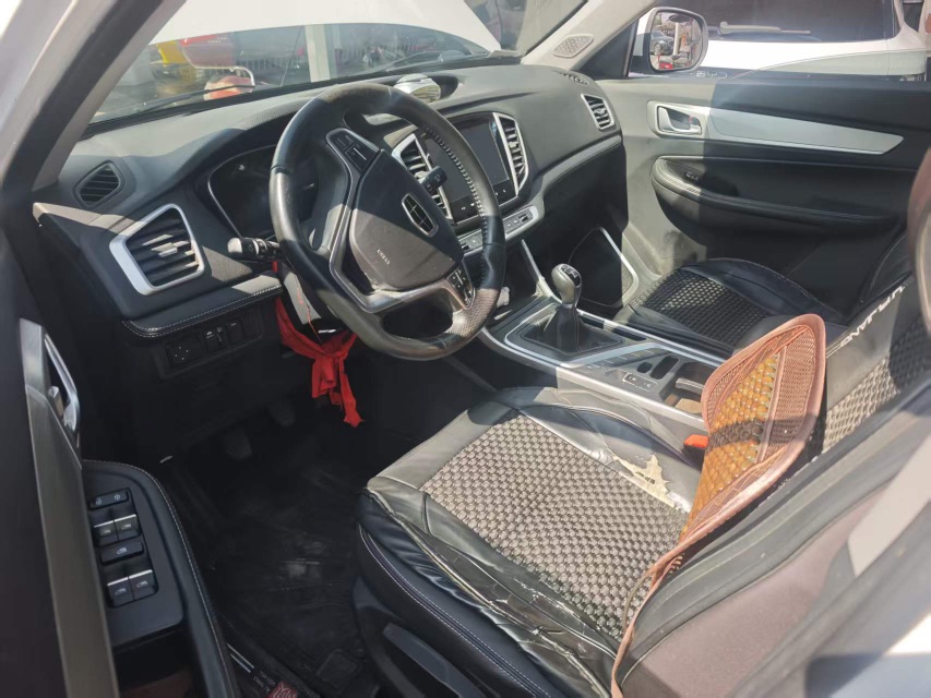 GEELY Vision X6 2020 #2 GEELY Vision X6 2020 car image #2
