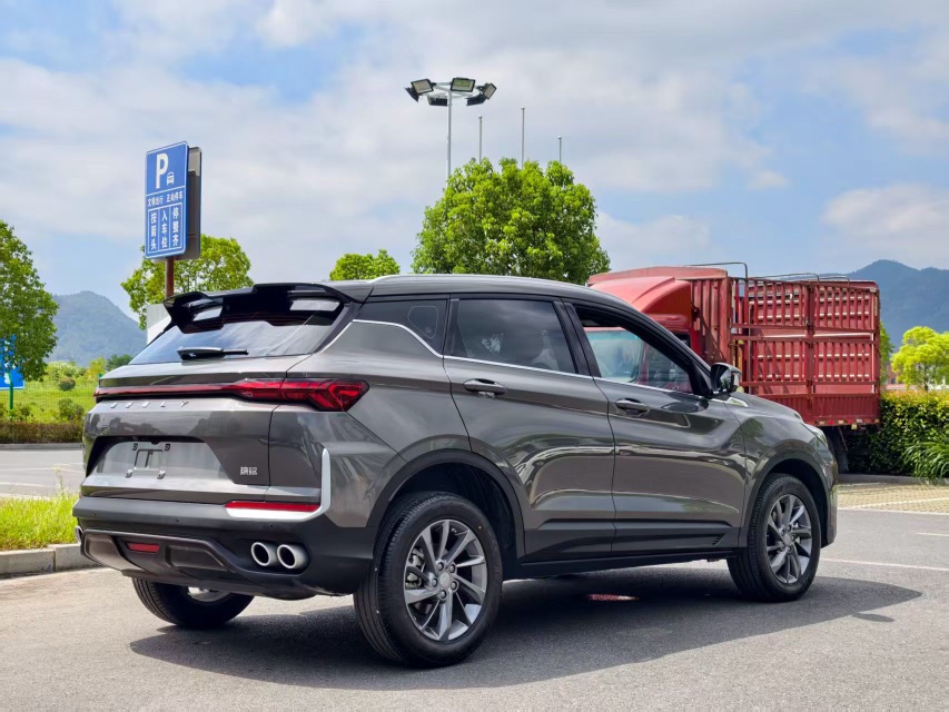GEELY Coolray 2025 car image #5