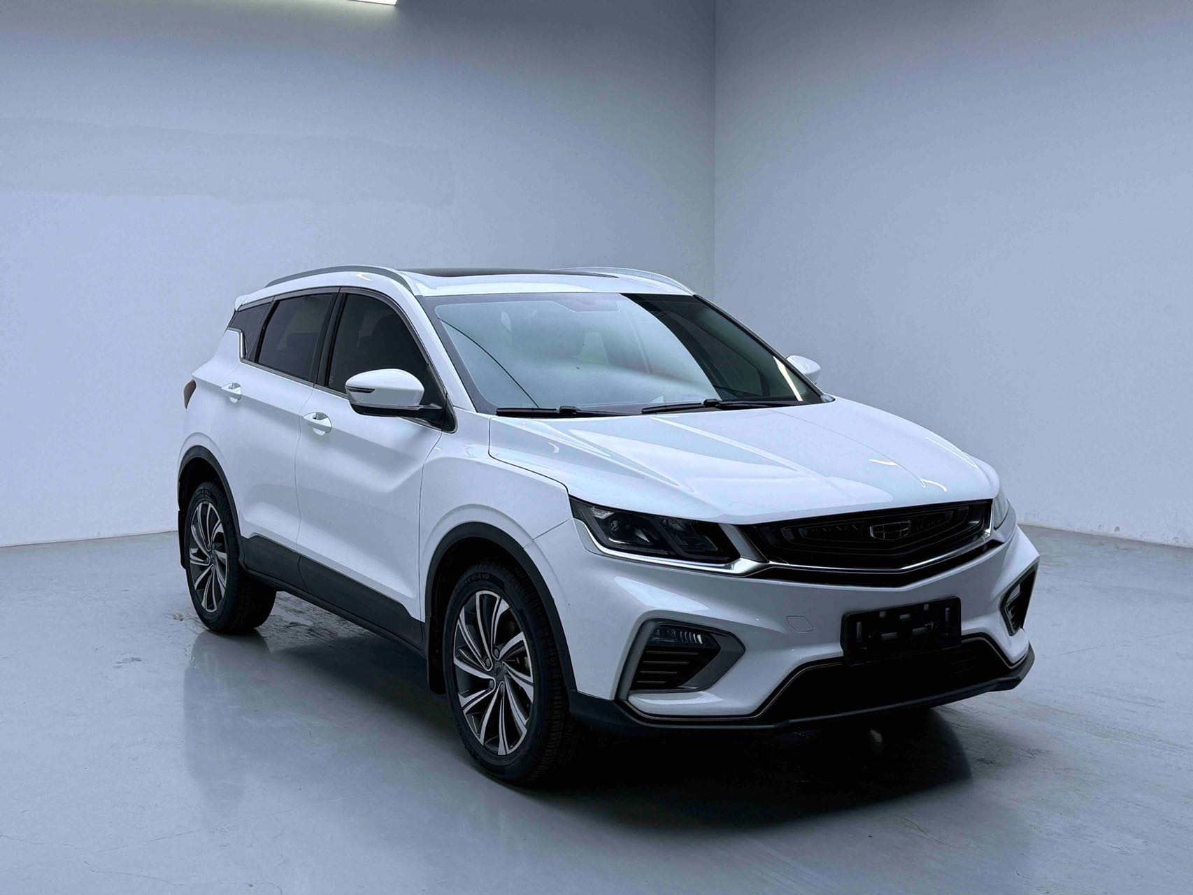 GEELY Coolray 2020 car image #3