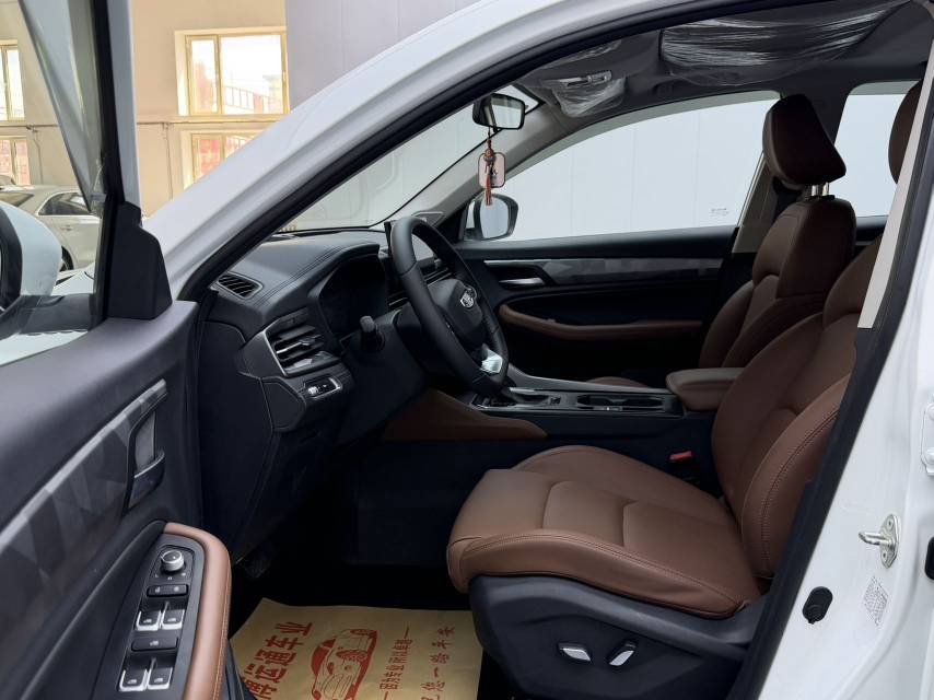 GEELY Vision X6 2024 car image #9