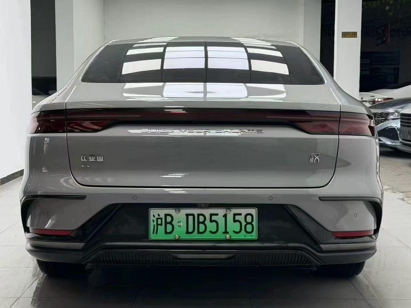 BYD Han 2025 car image #5